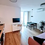 Apartment St3 *